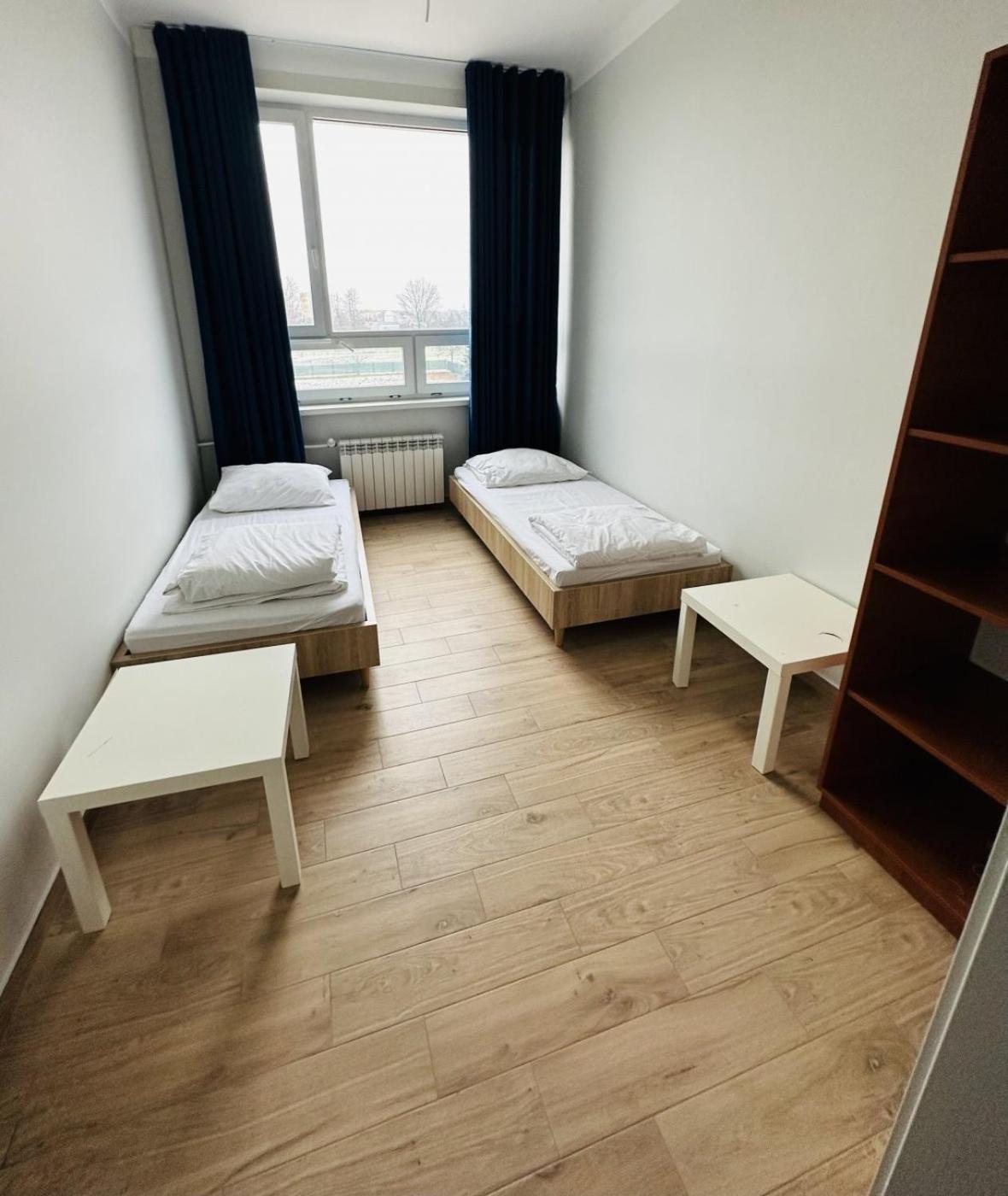 Auberge de jeunesse Starbal à Radom Extérieur photo